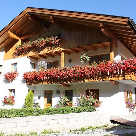 Appartement Haus Kofler à Casateia Extérieur photo